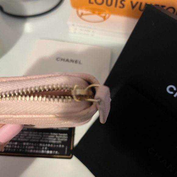 Chanel Pink Quilted Caviar Leather Wallet - Picture 6 of 8